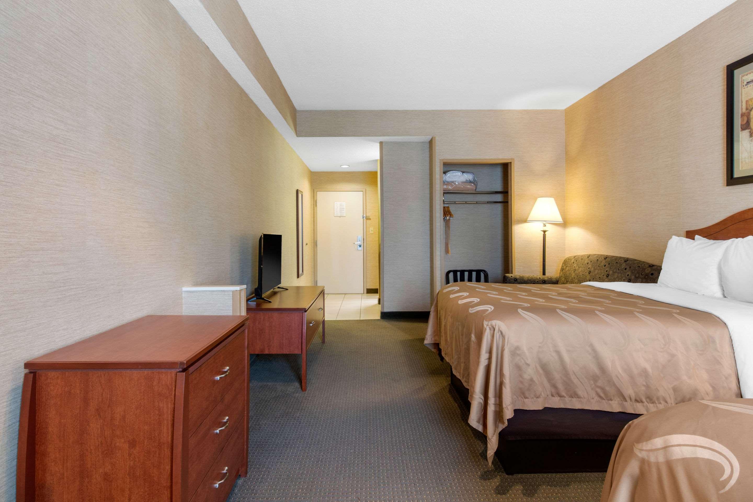 Quality Inn&Suites Benton - Draffenville Exterior foto