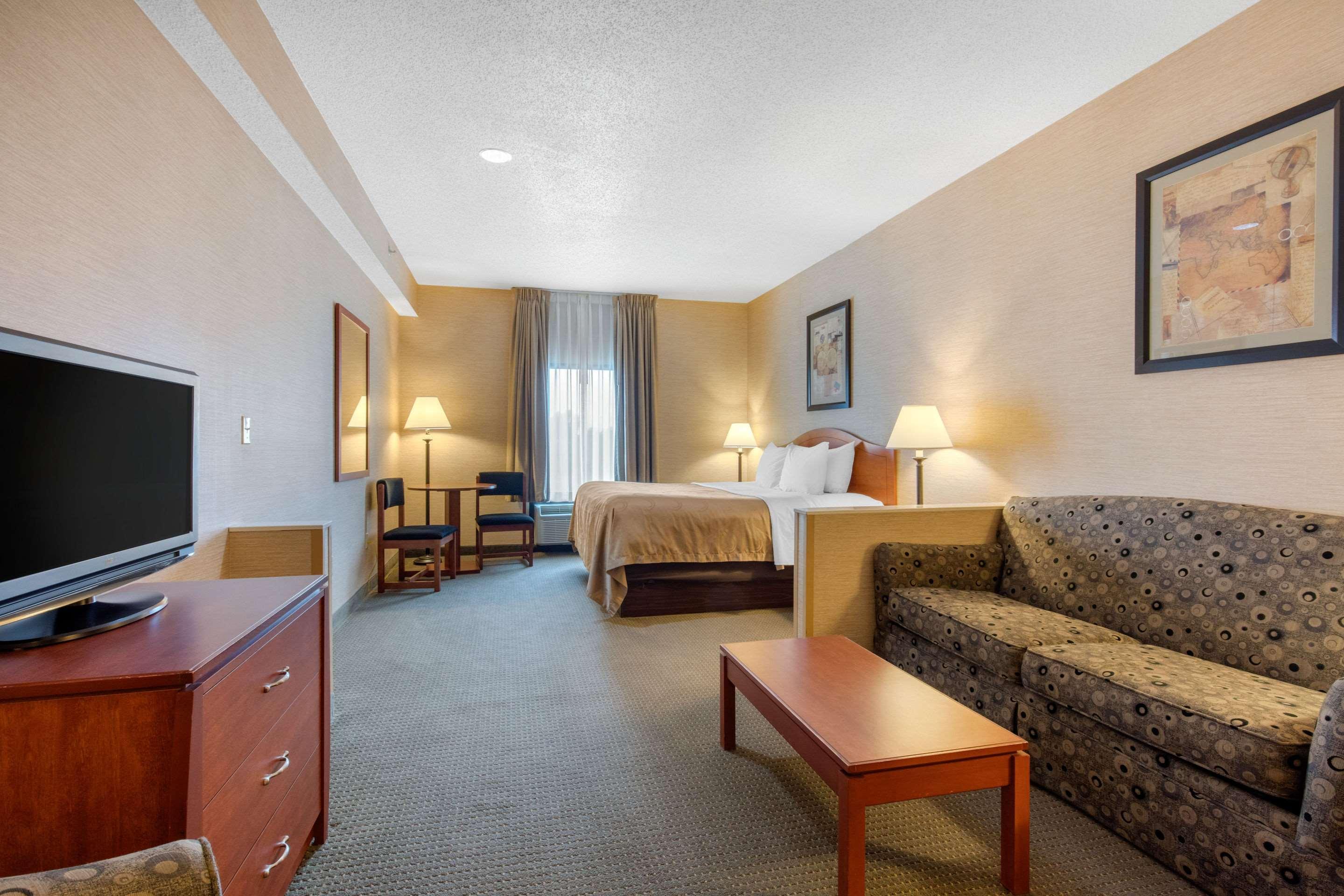Quality Inn&Suites Benton - Draffenville Exterior foto