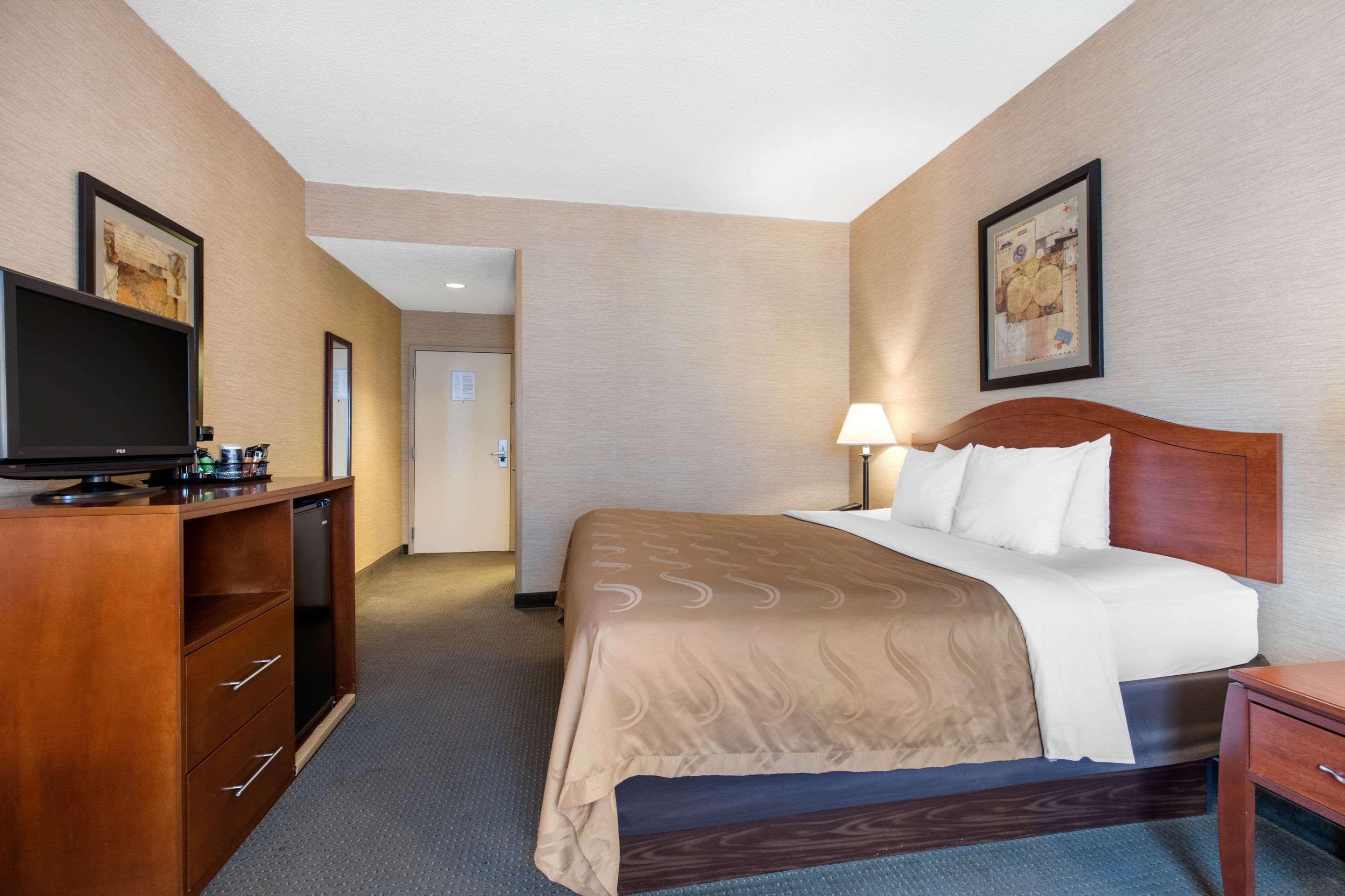 Quality Inn&Suites Benton - Draffenville Exterior foto