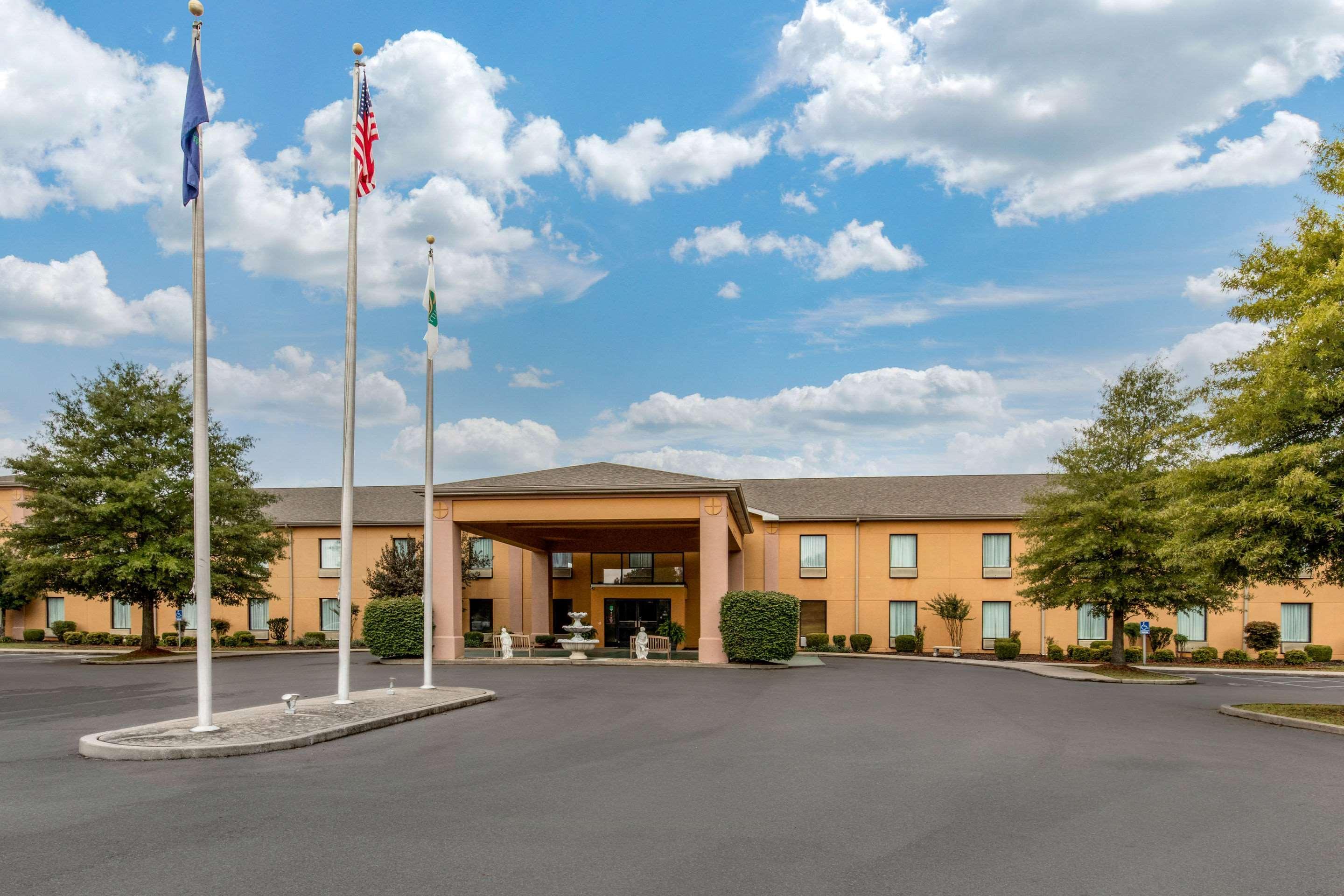 Quality Inn&Suites Benton - Draffenville Exterior foto
