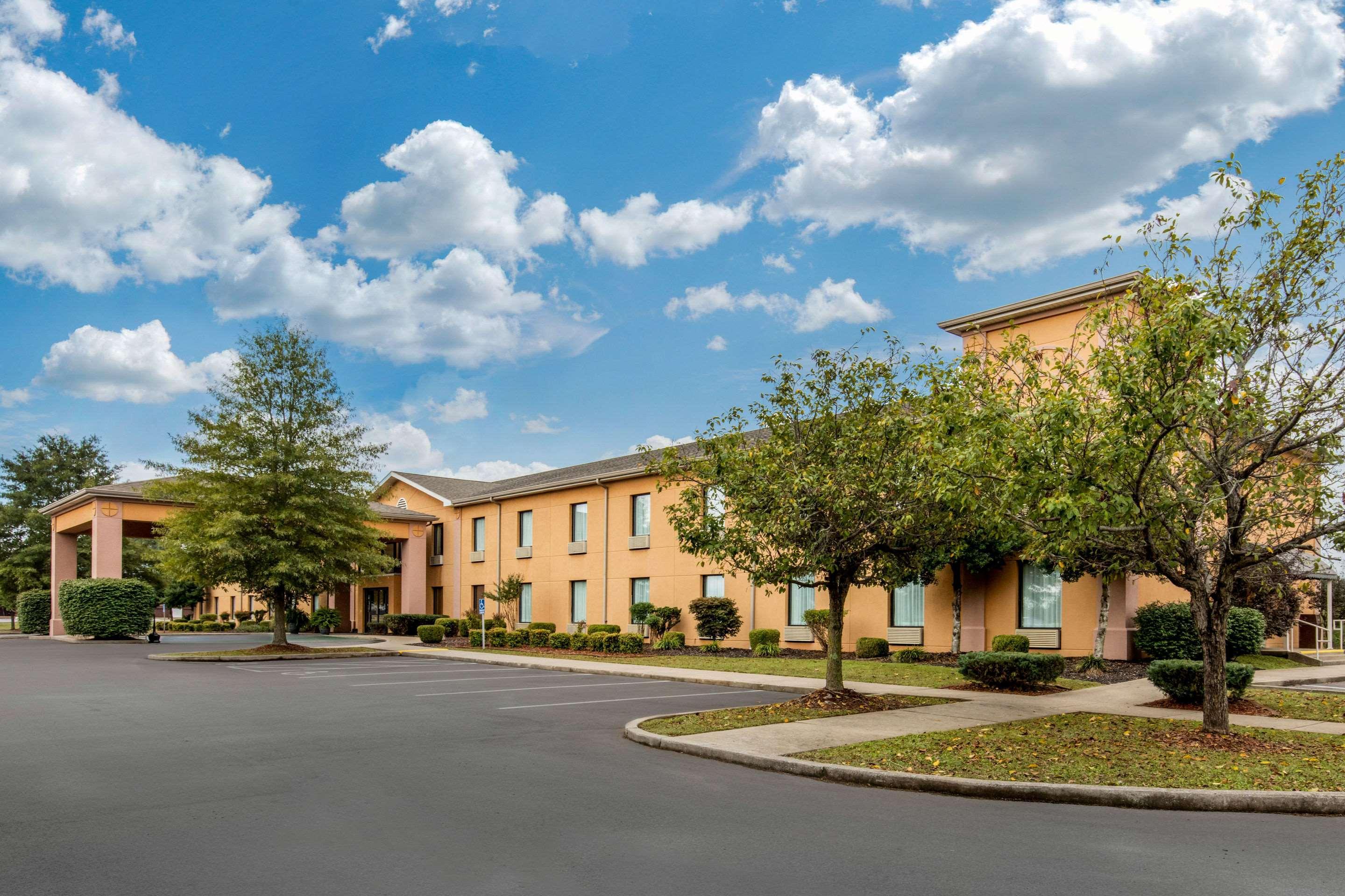Quality Inn&Suites Benton - Draffenville Exterior foto