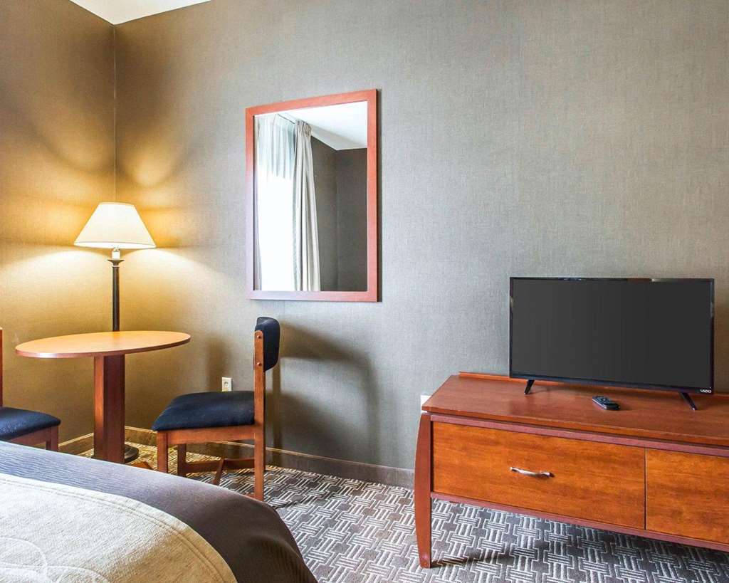 Quality Inn&Suites Benton - Draffenville Zimmer foto